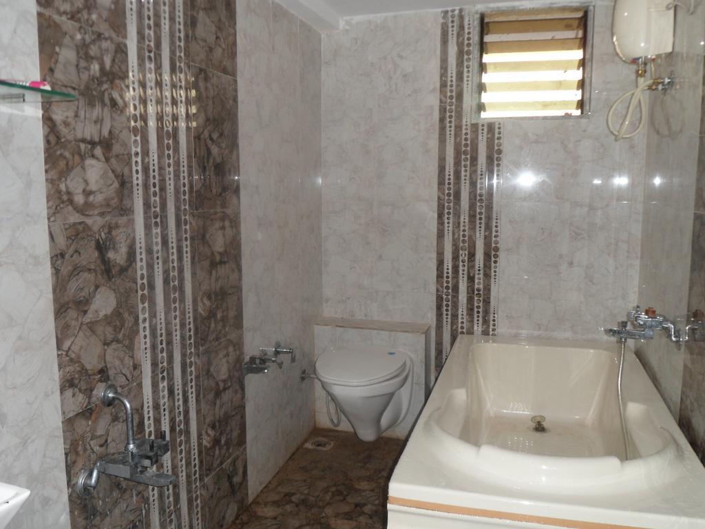 Hotel Canada Palace Watuwa エクステリア 写真
