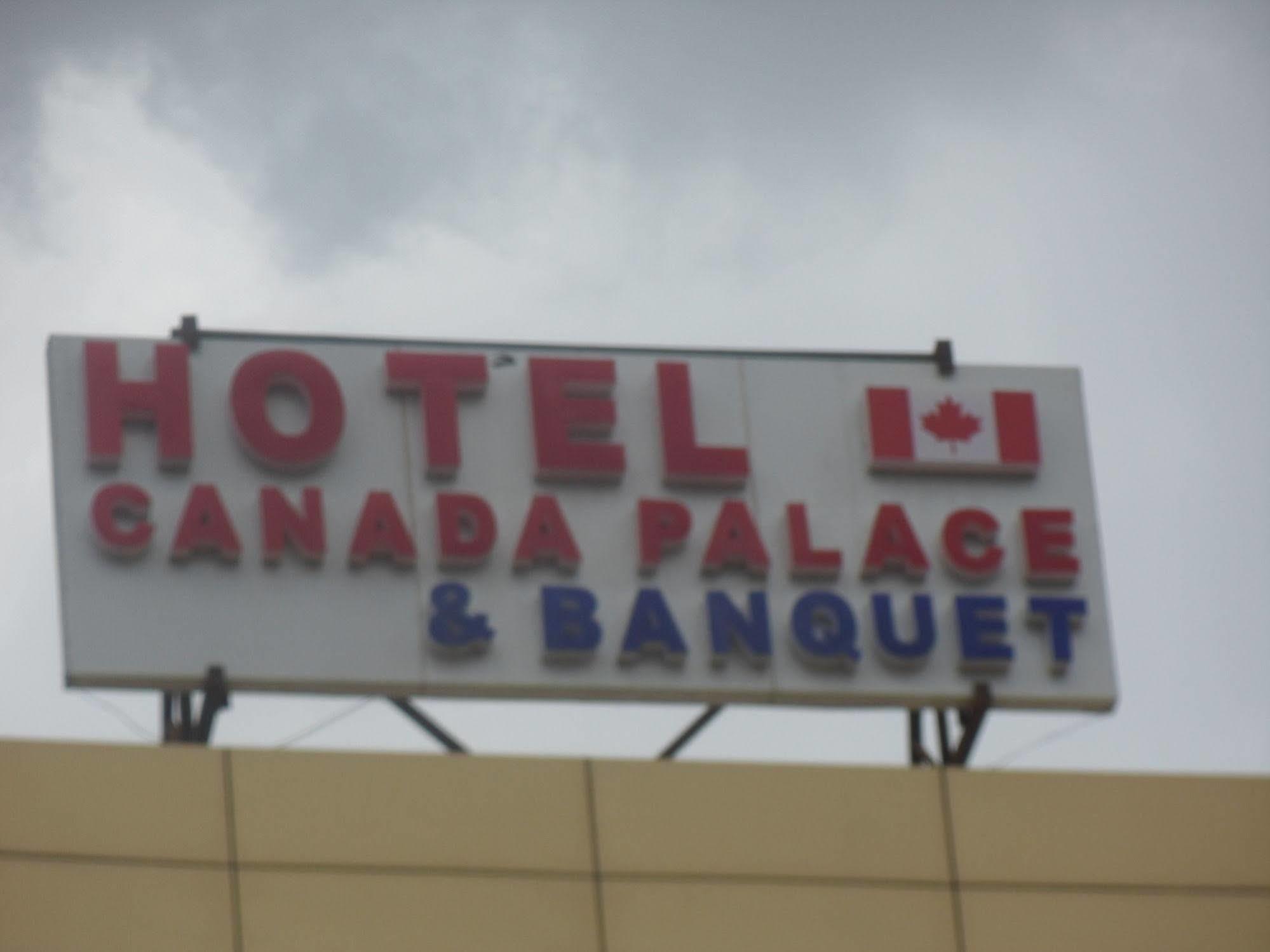 Hotel Canada Palace Watuwa エクステリア 写真